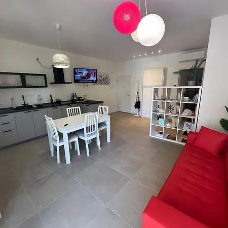 Sanzio - Bilocale 2 Bagni Vicino Al Mare - Agenzia Cocal Каорле